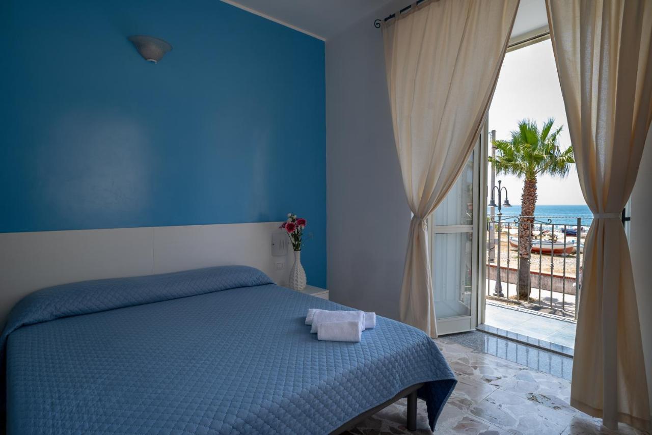 Casa Del Sole Bed & Breakfast Nicotera Exterior photo